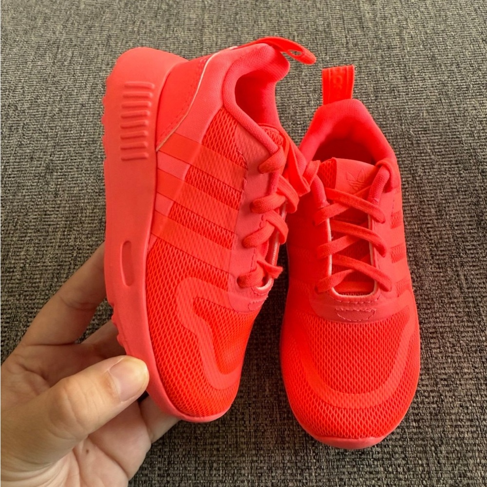 Toddler adidas shoes